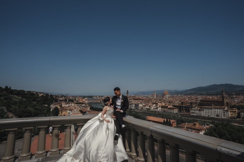 ミケランジェロ広場3