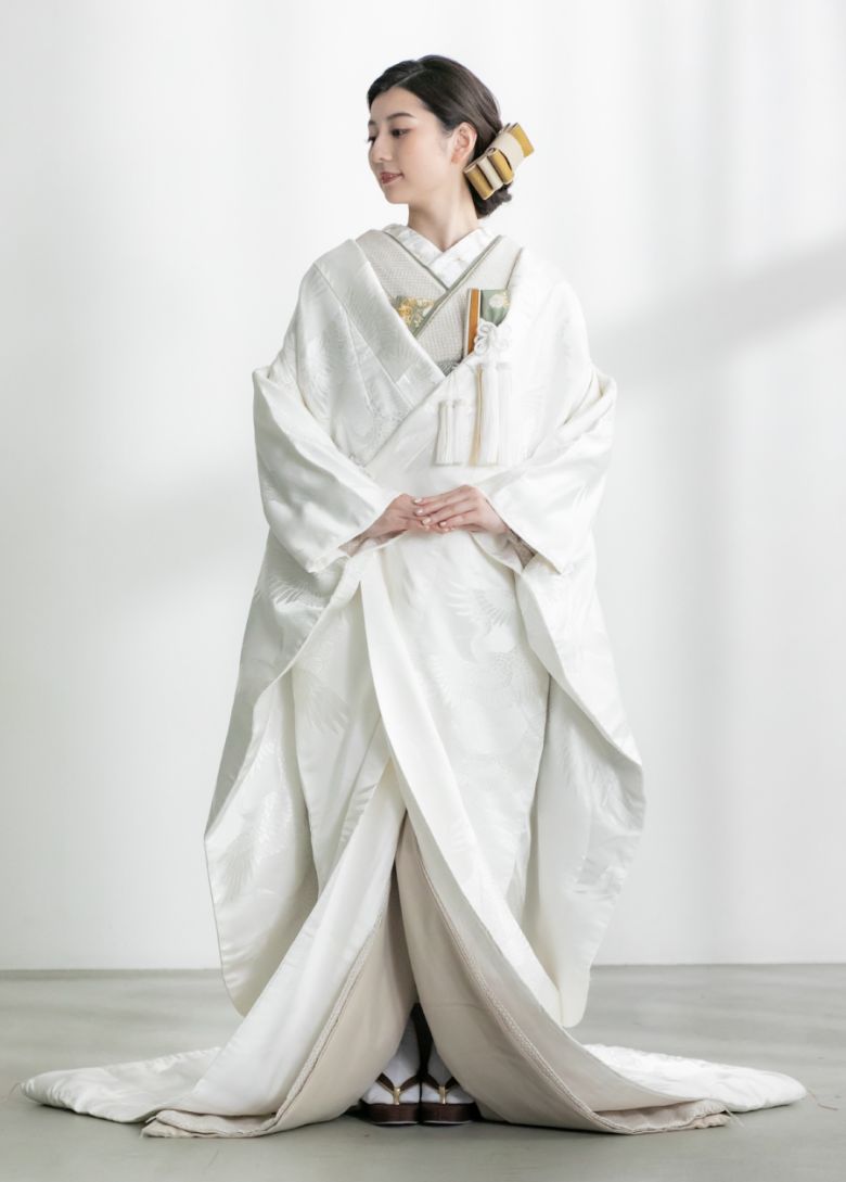 流水取翔鶴・白無垢