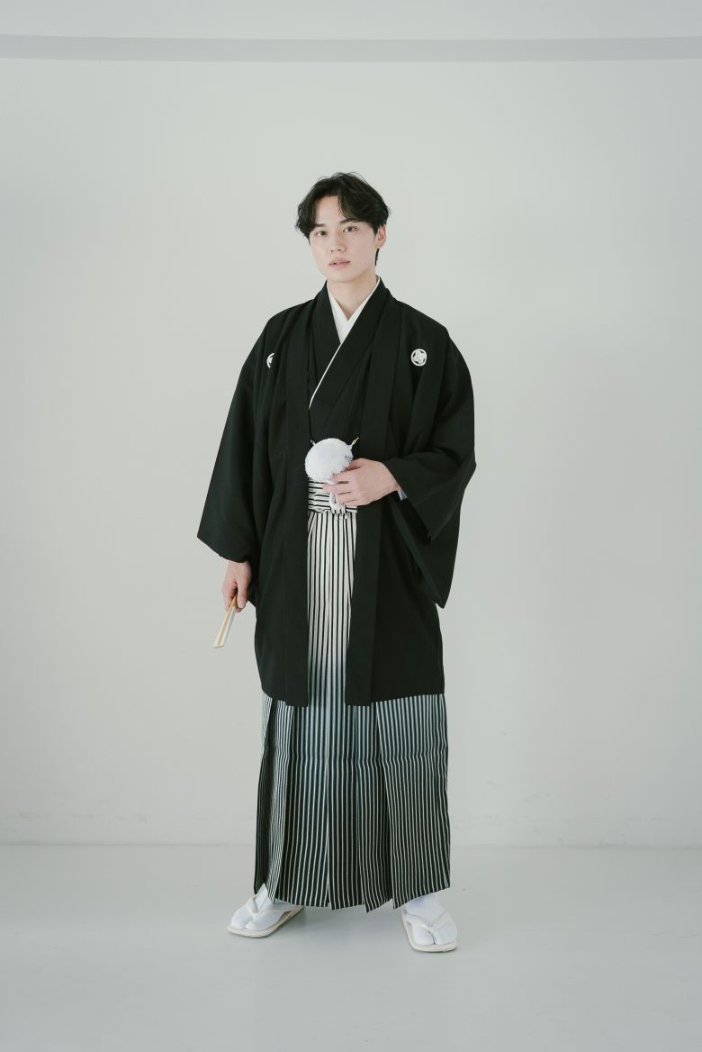 黒紋服1